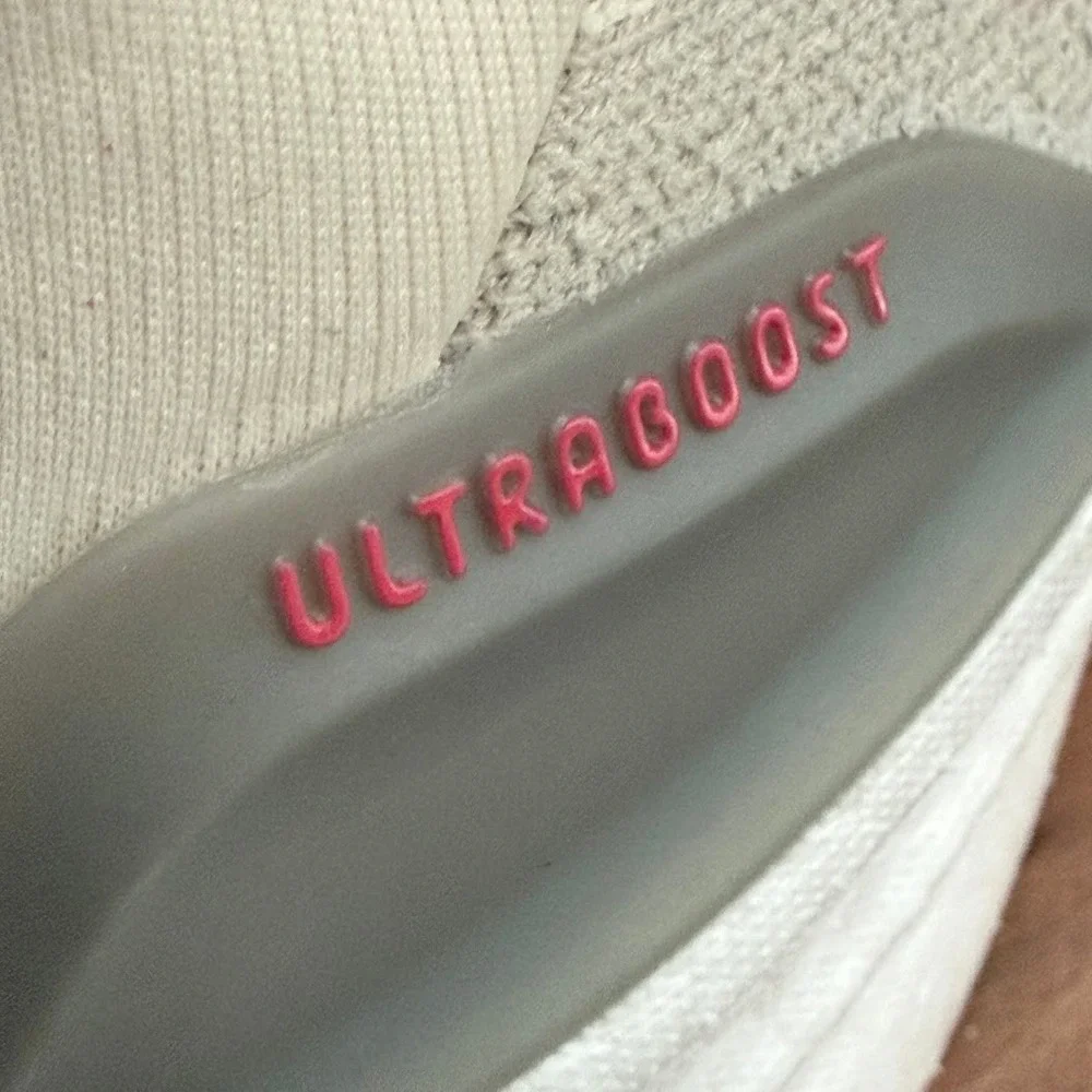 Adidas‎ Ultraboost 5X W Running Shoes Cream Coral White Women US 8